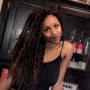 Meet your Posher, Kay